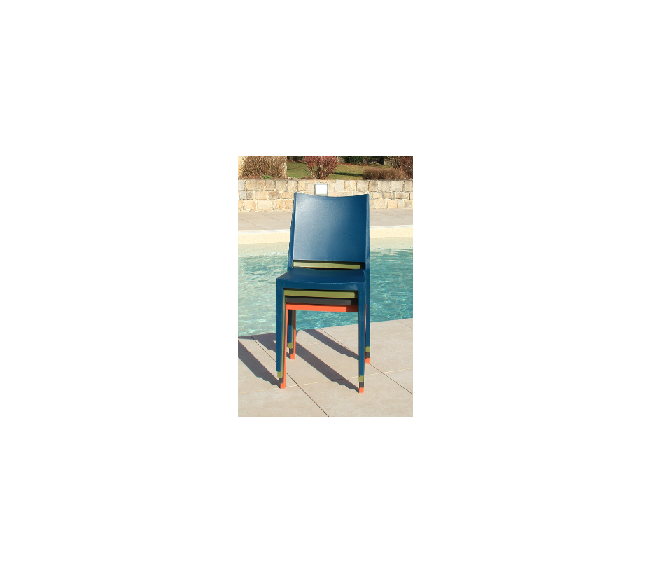 Chaise de jardin LAGOS en plastique 100% recyclable -  vert olive - Ozalide