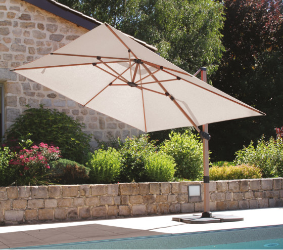 TOPAZE - Parasol déporté... TOPAZE - Parasol déporté...