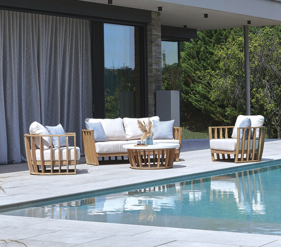 KUTA - Salon de jardin en bois FSC - 5 places
