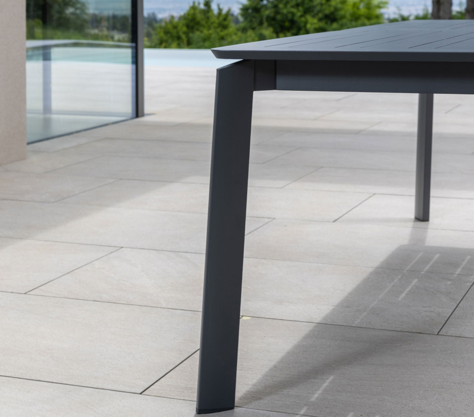 NAIROBI - Table de jardin extensible - 12 places - Gris Anthracite
